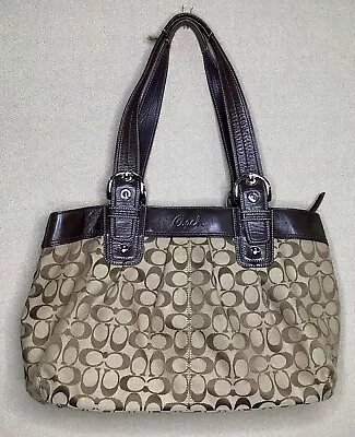 Coach Soho Pleated Brown Handbag (0423111) • $0.01