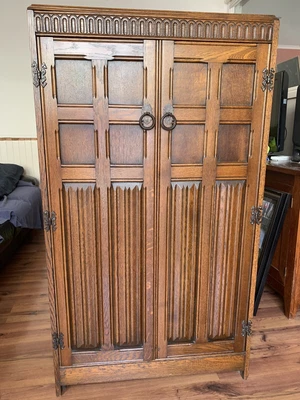 $380 • Buy Antique Oak Wardrobe