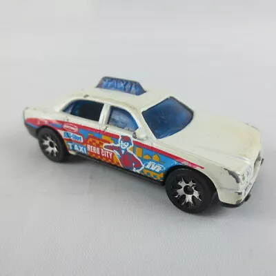 MATCHBOX 2002 HERO CITY TAXI CAB  White Car Loose Toy Die Cast 1:64 • $2