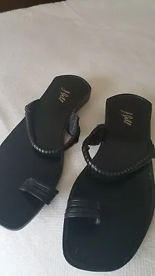 J Jill Black Leather Thong Sandals Size 8m NWOT  • $39.99