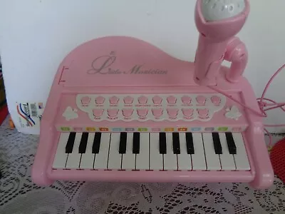 Little Musician 24 Key Piano Keyboard Girls Toy Microphone MP 3 Input • $10