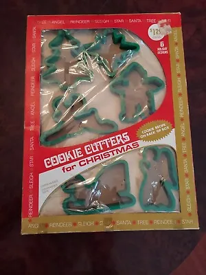 Arrow Plastics Green Christmas Cookie Cutter Set Vtg 70s Six (6) Ct New NIP NOS • $7