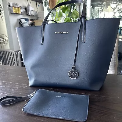 Michael Kors Purse And Wallet Set Used Navy Blue • $65