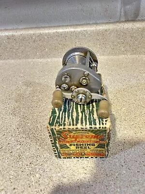 Vintage Pflueger Supreme No. 1573 With Box • $10