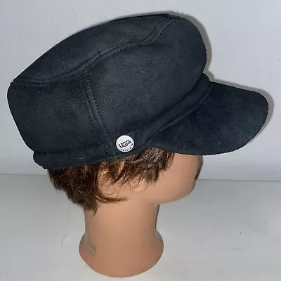 Ugg Women's Black Shearling Sheepskin  Baker Cap Newsboy Hat Beret One Size • $39.36