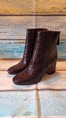 £13.99 • Buy Top Shop Belize Burgundy Snake Skin Effect Back Zip Boots Size UK 4 Brand New.