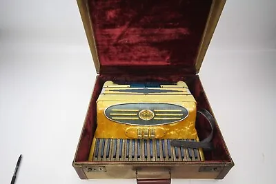 Vintage Salanti Model 2406 Piano Accordion Needs A Little Love 120 Bass 41 Keys • $112.68