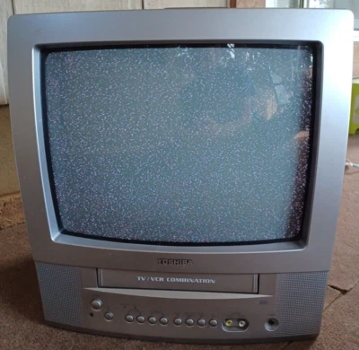 $84.88 • Buy Toshiba CRT 13  TV/VCR Combo Model MV13Q41 No Remote Retro Gaming Working