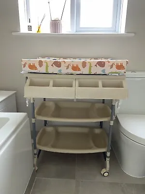 Baby Changer With Bath Unit • £30