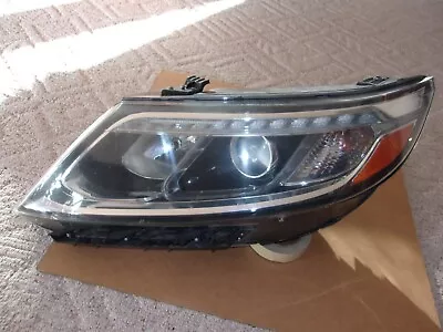 2014 2015 Kia Sorento Ex Sx Left Headlight 92101-1u600 • $99