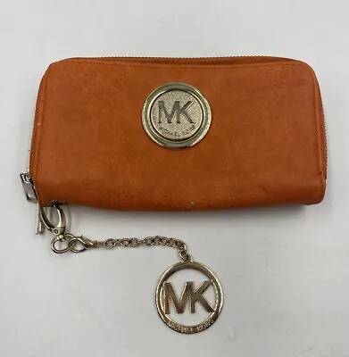 Michael Kors Wallet Wristlet Orange Zipper  File With Keychain - Pre-Owned Used • $19.99
