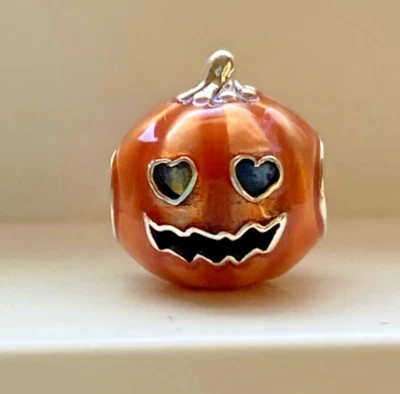 $35.99 • Buy Authentic Pandora Glow-in-the-dark Spooky Pumpkin Silver Charm Bead 792291C01