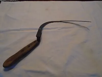 Vintage Hand Sickle Scythe Wood Handle Thin Curved Metal Blade Nice Wall Hanger • $5