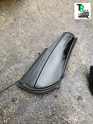 Mercedes R230 Rear Pillar Sl Drivers Side Roof Panel C Pillar A2307900619 • £150