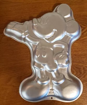 Vintage 1995 Wilton Mickey Mouse Cake Pan Disney #2105-3601 • $14.99