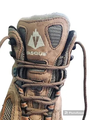 Vasque Sz 9 Wide Men's Hiking Boots Leather Uppers Laceup 7466 • $45