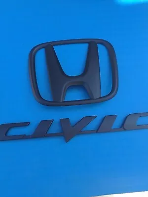  Honda Civic 06-15 Black Emblem With Logo Oem Used  • $24.95