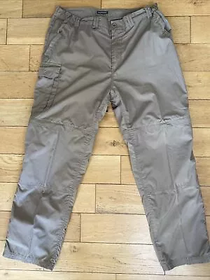 CRAGHOPPERS Men’s Convertible Trousers W38 L32 • £12
