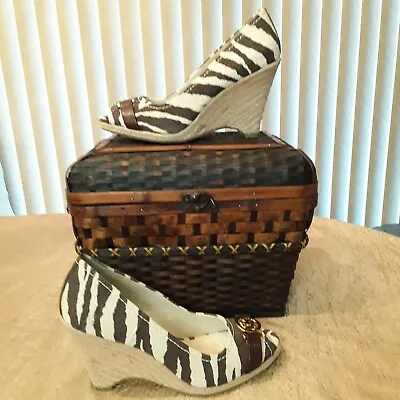 Michael Kors Meg Zebra Stripe Peep Toe Espadrille Wedge Shoes Brown Beige 7.5M • $32