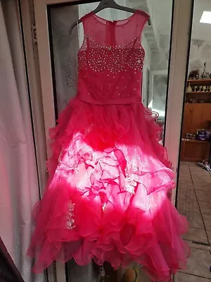 Stunning Prom / Pagent Dress Fits Teen  • £25