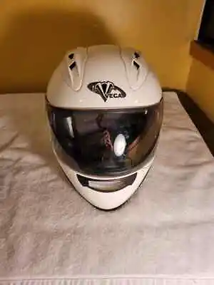 Altura Vega  ECE R 22.05 White Full Face Street Helmet - Size M / Sn1843 • $21.23