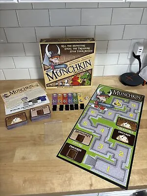 Munchkin Deluxe Board Game (2012 Steve Jackson Games) Complete FREE SHIPPING • $25