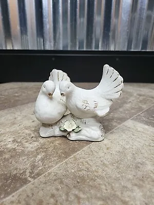 Pair White Doves Figurine Metallic Goldtone Accent Ceramic Love Birds • $9.99