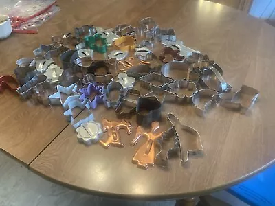Huge Lot Vintage Modern COOKIE CUTTER -  METAL And PLASTIC -  53 Cutters • $32