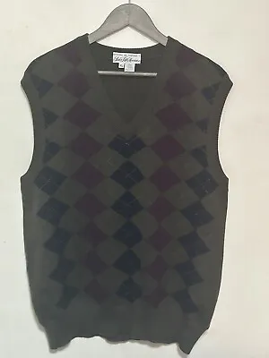Saks Fifth Avenue Men’s V-Neck 100% Pure New  Wool Sweater Vest Size XL Argyle • $44