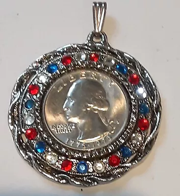 Vintage Jewelry Bicentennial 1776-1976 Quarter Coin D Rhinestone Pendant ESTATE • $8.50