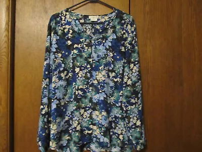 Van Heusen XL Blues Floral Button Front Ladies Silky Long Sleeve Shirt • $3