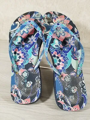 VERA BRADLEY Flip Flops Lotus Flower Sandals Shoes Blue Pink Women's Large 9/10 • $14