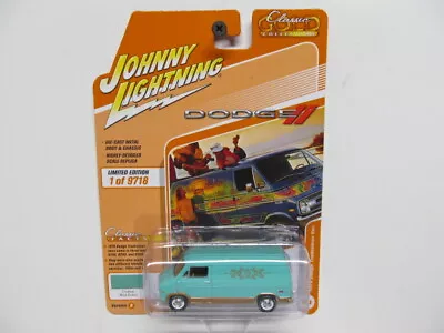 Johnny Lightning Classic Gold - 1976 Dodge Tradesman Van W/ Rubber Tires • $8.99