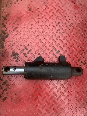 Snoway Lift Cylinder 24D25DMTDHTD Double Acting 96100085 • $85