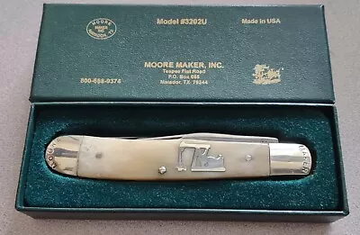 Moore Maker 5202UPJ Trapper Pocketknife Natural Bone Oil Pump Shield-UNUSED-2014 • $85