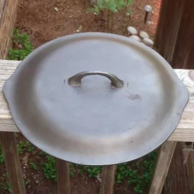 Vintage Early LODGE Skillet Fry Pan/Dutch Oven #10 CAST IRON LID Self Basting • $24.99