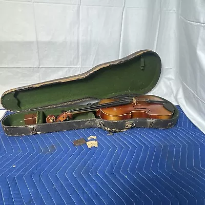 Vintage 23.5” Copy Of Antonius Stradivarius Violin Made In Czechoslovakia • $85