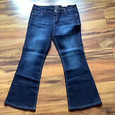 New Vanity Size 32 Original Dakota Flared Jeans • $18.50