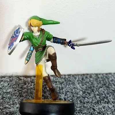 Legend Of ZELDA Link Figure Nintendo NVL-001 Gaming Aiimbo Sword Shield 9cm • $69.99