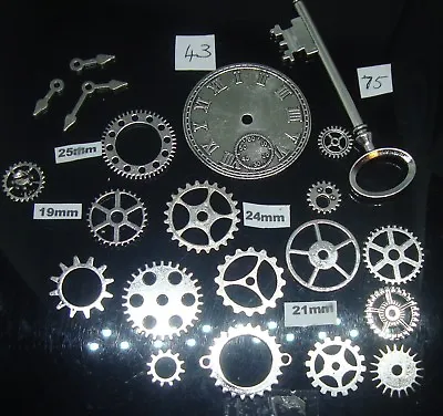 20 STEAMPUNK  METAL CHARMS SILVER  COLOUR COGS AND GEARS  (special Offer) • £2.50