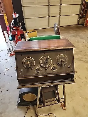 Old Antique Wood  Vintage Tube Radio 20x13x11 ? • $189.95