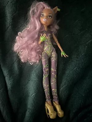 Monster High Ghouls Rule Clawdeen Wolf Doll Curly Purple Hair Mohawk • $18