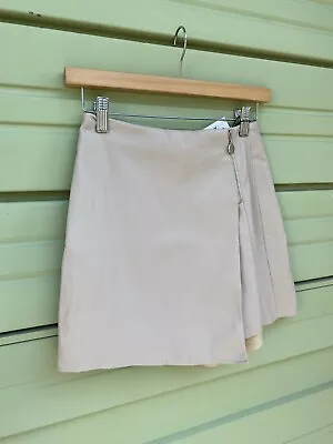 $20.39 • Buy New ZARA FAUX LEATHER NUDE BEIGE BERMUDA SHORTS HIGH-WAIST METAL ZIP XS 4277