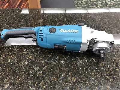 Makita GA7021 120v 7 Inch Angle Grinder • $129.99