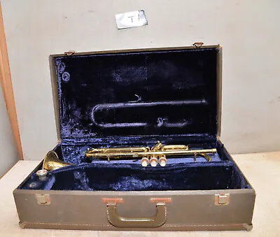 Conn USA Trumpet & Mouth Piece Collectible Vintage Musical Instrument T1 • $149.99
