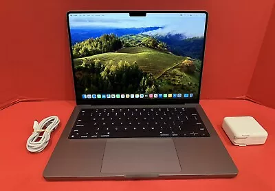 14-inch MacBook Pro M3 8-core CPU 10-core GPU 16GB Ram 1TB SSD Space Grey • $1699.95