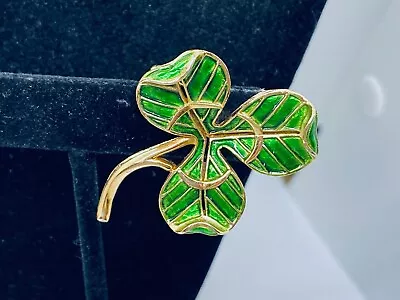 Vtg. Crown Trifari Green Enamel & Shiny Gold Tone Clover Flower Brooch 376 • $15