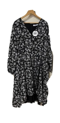 $20 • Buy NWT Atmos & Here Sleeves Flare Size 20-22