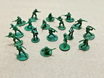 Lot Of 18 Vintage 1960s 1970s Green Plastic Army Men 1  Tall Hong Kong • $6