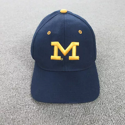 Michigan Wolverines Hat Cap Mens 7 3/8 Fitted Blue Embroidered Wool Blend • $15.57